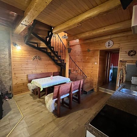 Ferienwohnung U Martinov Poniky Exterior foto