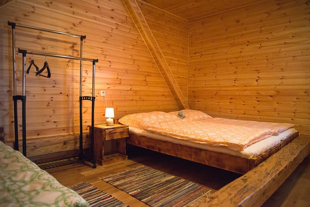 Ferienwohnung U Martinov Poniky Exterior foto